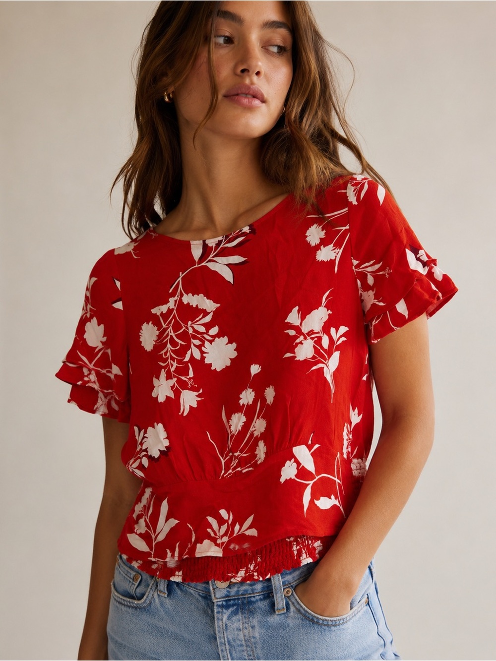 Ann Taylor Red Floral Short Flutter Sleeve Top